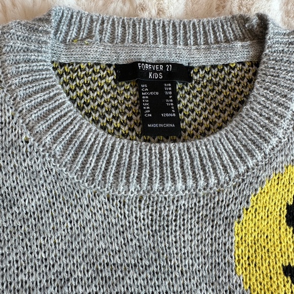 Smiley Sweater - Picture 2 of 2